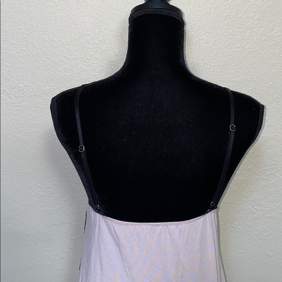 VS Slip - Picture 5 of 6